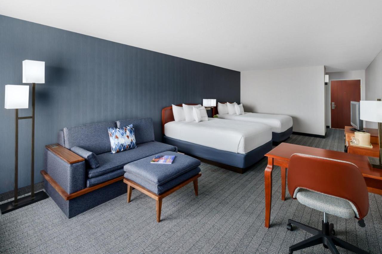 Hotel Courtyard By Marriott Sacramento Folsom Exterior foto
