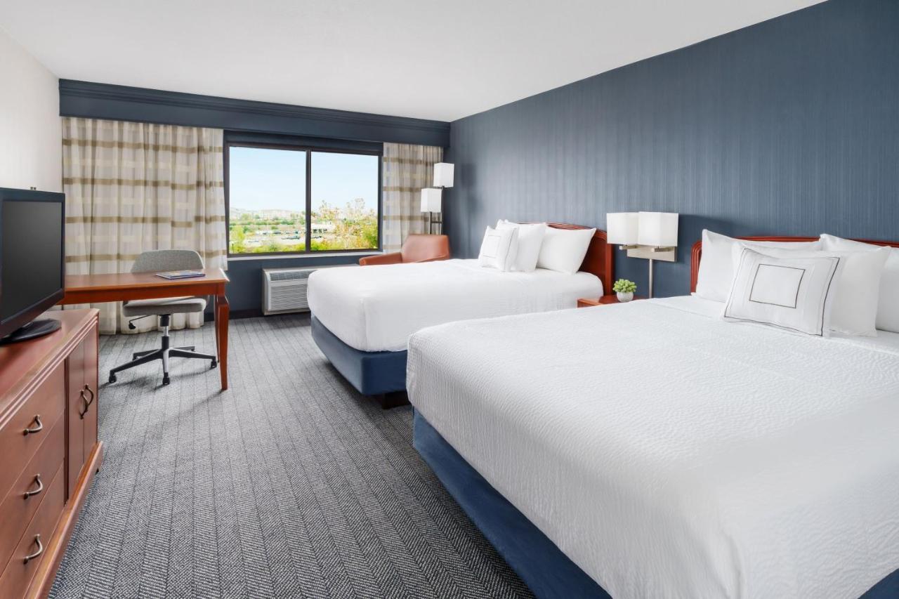 Hotel Courtyard By Marriott Sacramento Folsom Exterior foto