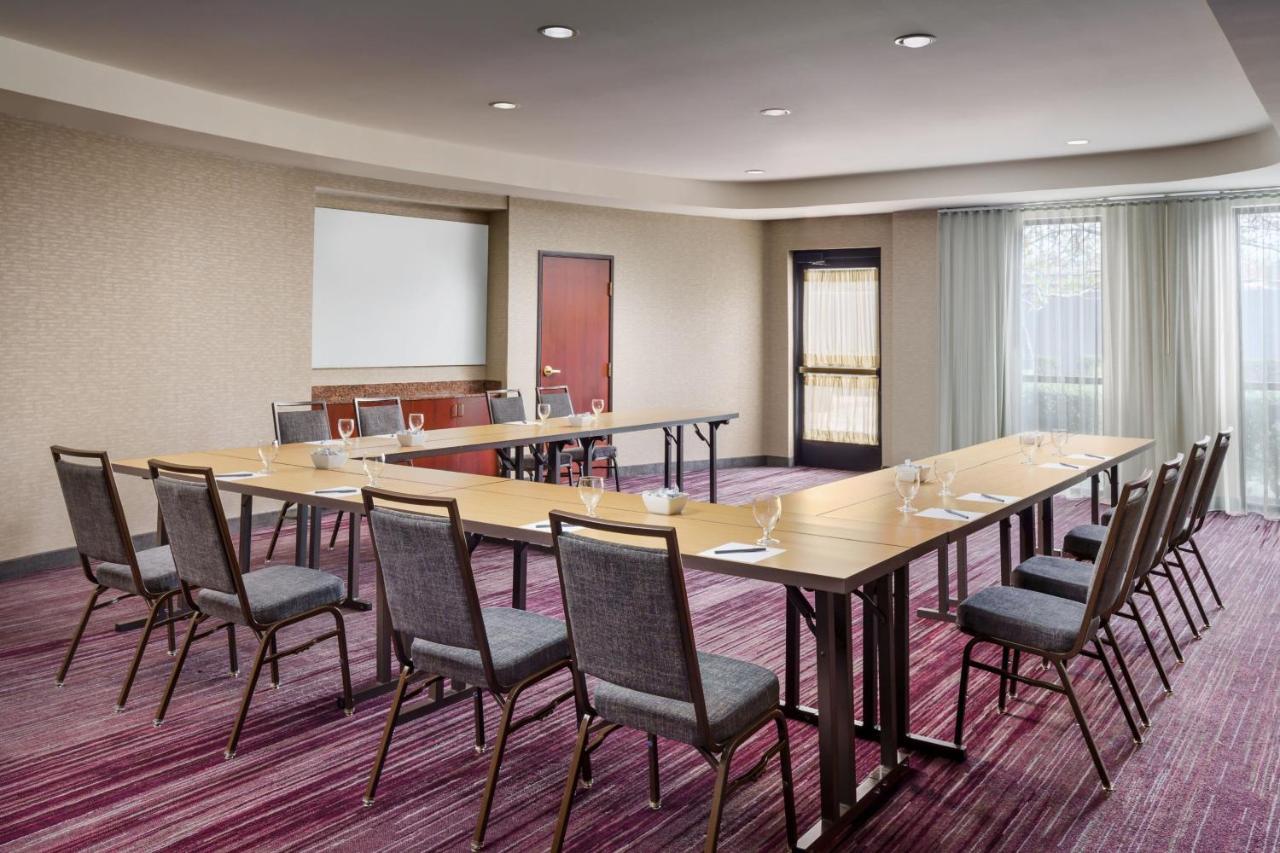 Hotel Courtyard By Marriott Sacramento Folsom Exterior foto